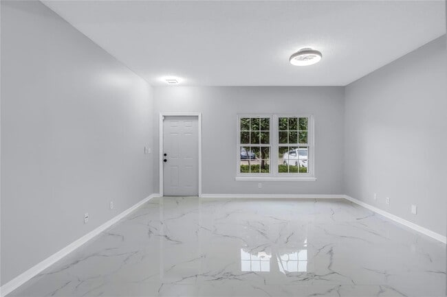 Building Photo - 9808 NW 56th Pl