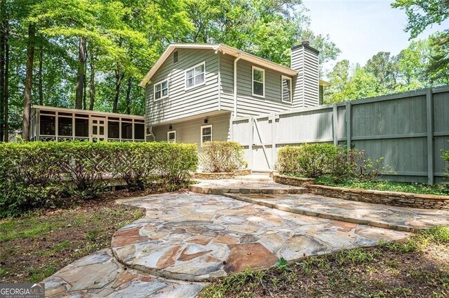 Building Photo - 1784 Halbro Dr