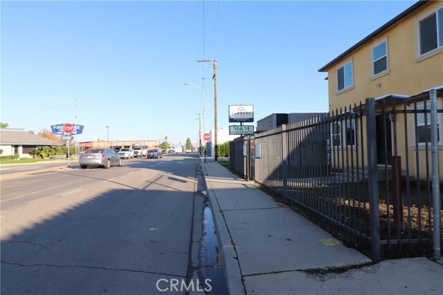 Building Photo - 295 E Lerdo Hwy