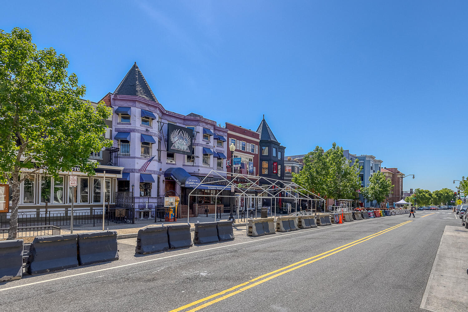 Building Photo - 2713 Ontario Rd NW