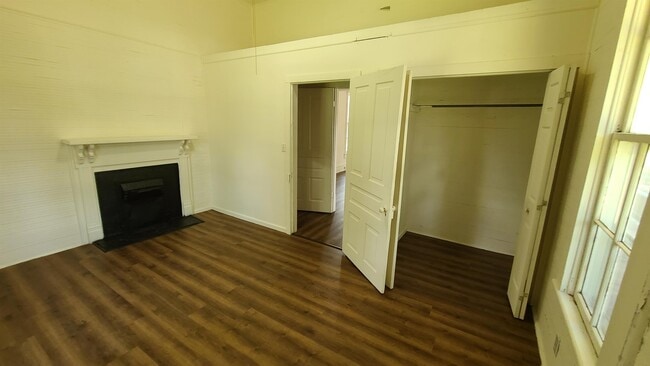 Building Photo - 776 Macon Ave