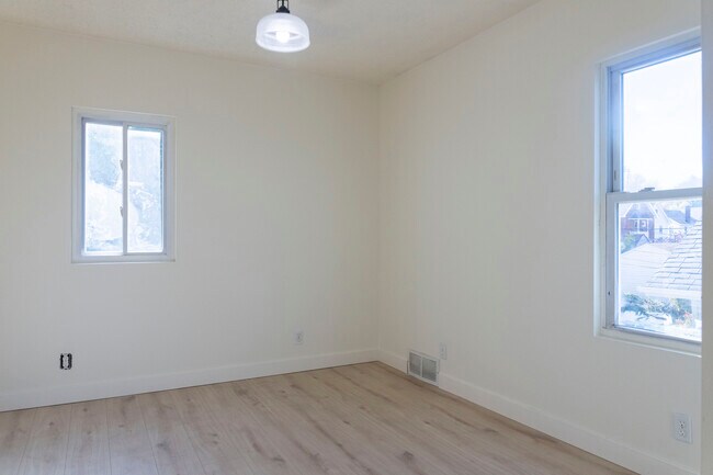 Building Photo - 2301 Hood Ave