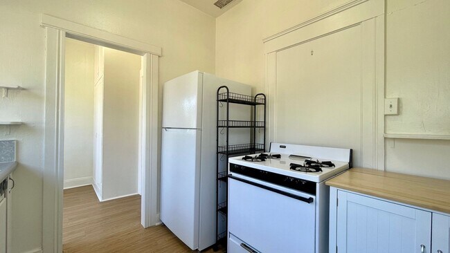 Building Photo - SLO Studio in Historic Railroad District