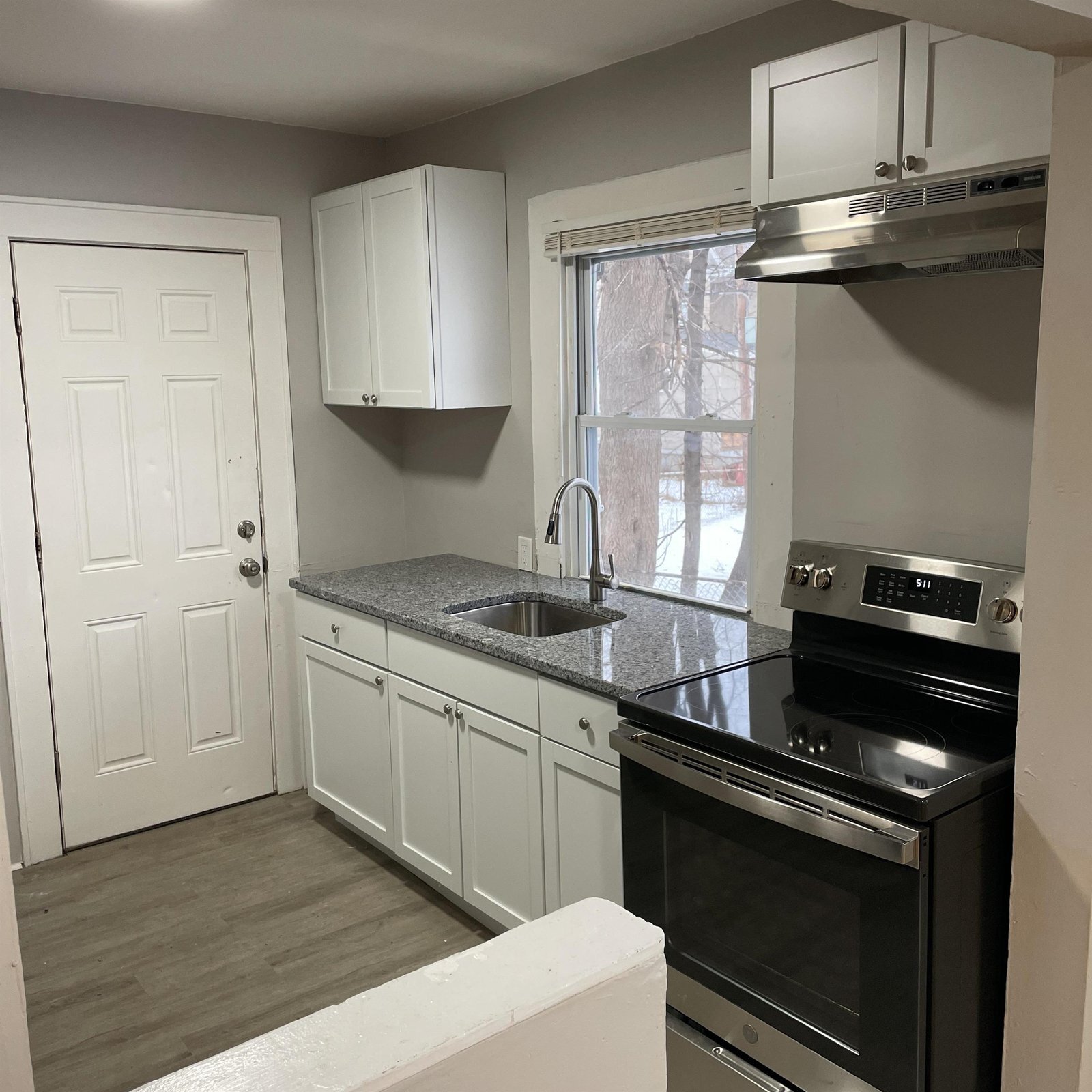 Building Photo - 378 Roycroft Dr