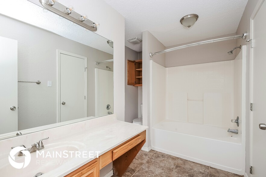 Building Photo - 6432 Twilight Cir