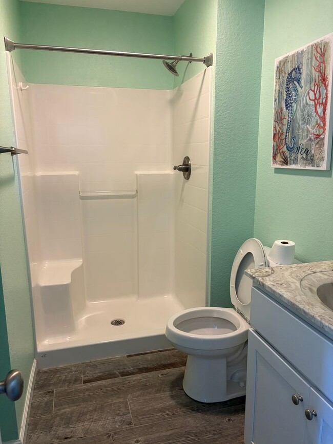 Building Photo - 3 Bedroom 3 Bath Home in Kill Devil Hills ...