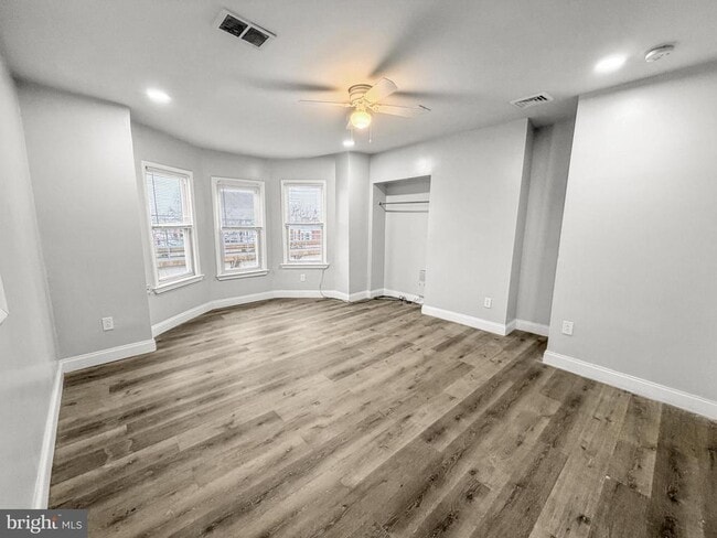 Building Photo - 5341 Market St