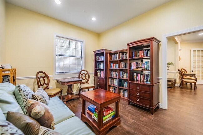 Building Photo - 2148 Chianti Pl