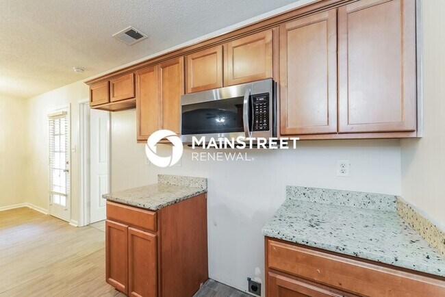 Building Photo - 4 Bedroom Pet-Friendly Home in CORDOVA, TN...