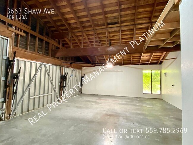 Building Photo - $2,750, Shaw & Leonard 4 Bedroom Country Home