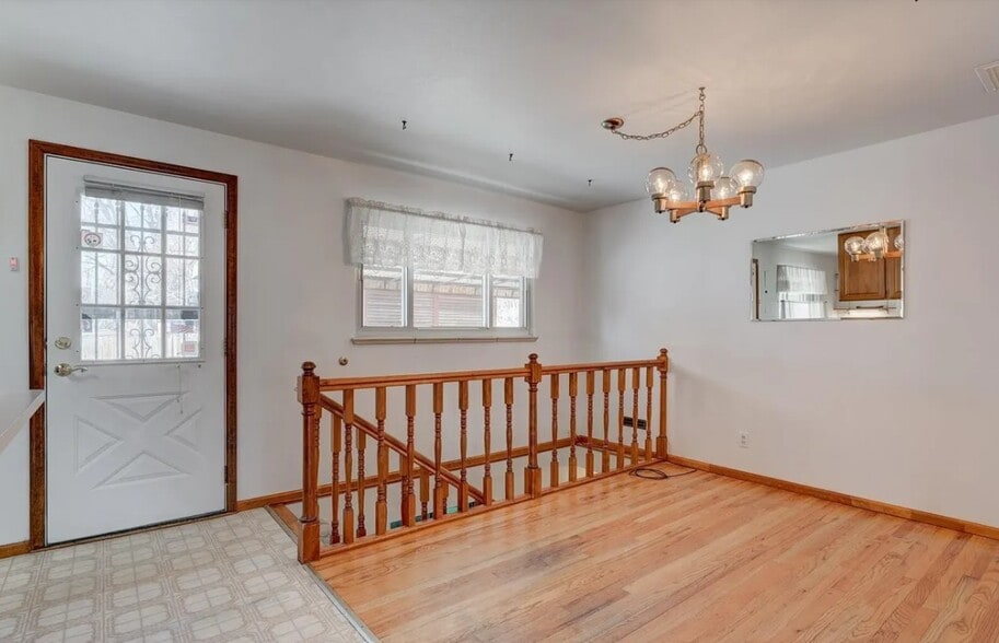 Building Photo - 3055 Victor St