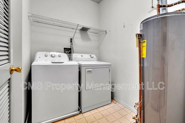 Building Photo - 524 Coppola Dr