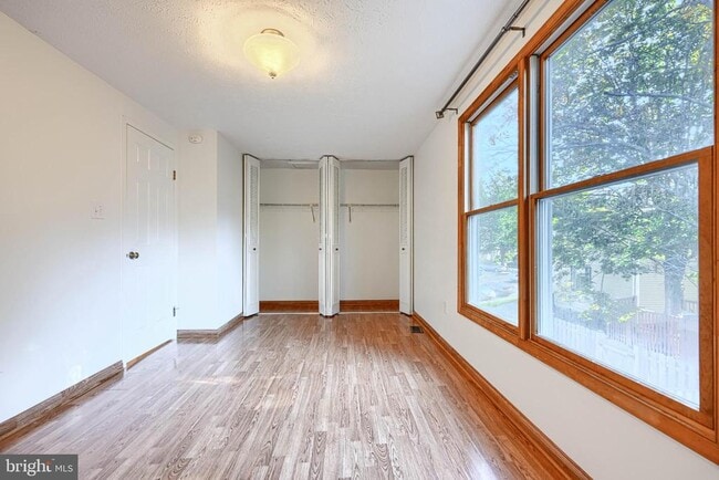 Building Photo - 7529 Rain Flower Way
