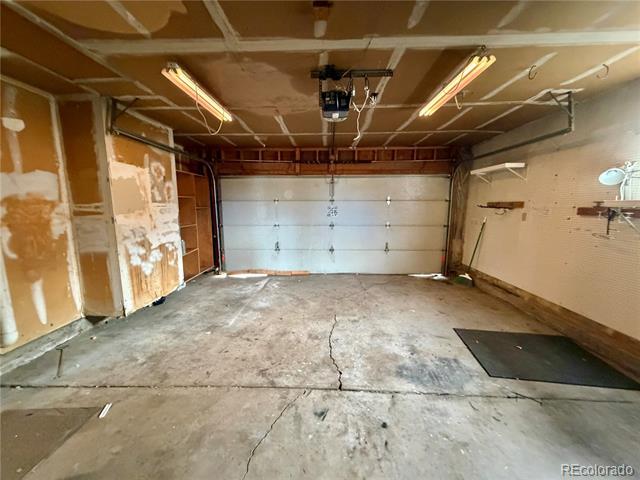 Building Photo - 13091 Acres Green Dr