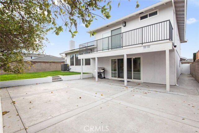 Building Photo - 23316 Almarosa Ave
