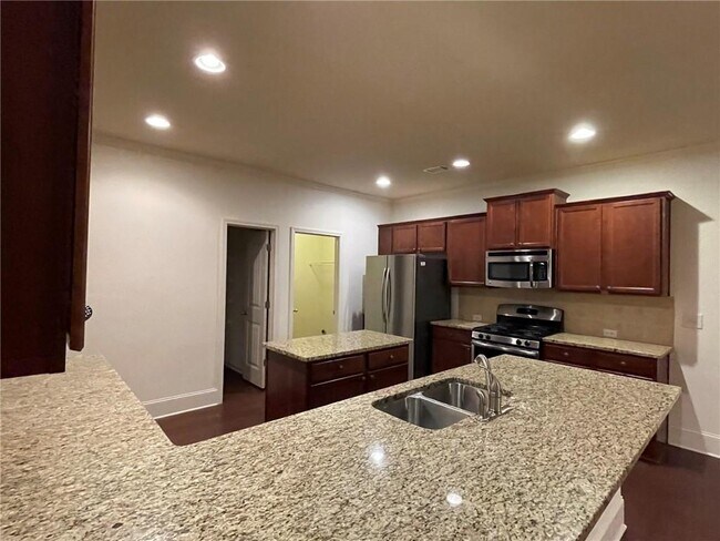 Building Photo - 1225 Apple Blossom Dr