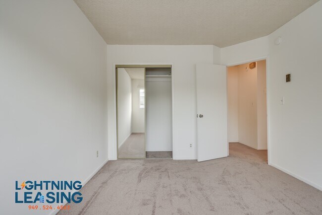 Building Photo - 1035 Hayworth Ave