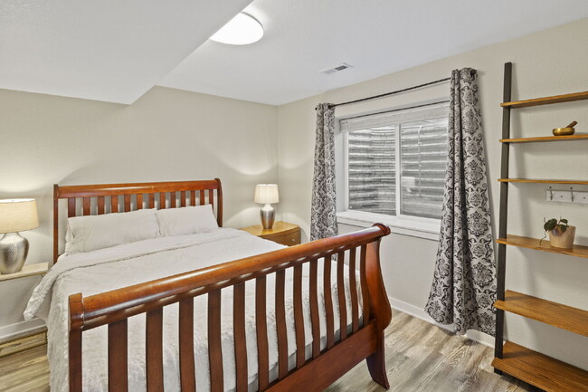 Building Photo - Spacious Home with Finished Basement, Granite Kitchen & Fenced Yard Near Fort Carson