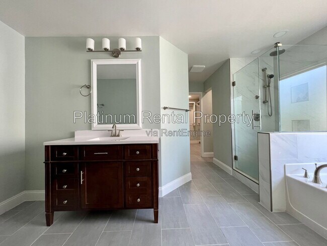Building Photo - 2813 Priestcliff Dr SE