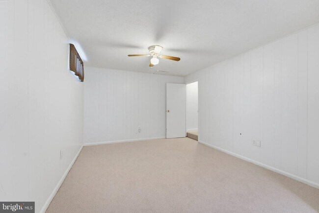 Building Photo - 8467 Magic Tree Ct