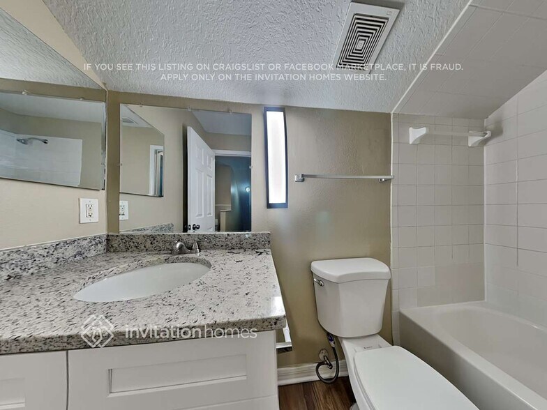 Building Photo - 3307 Summer Island Ct