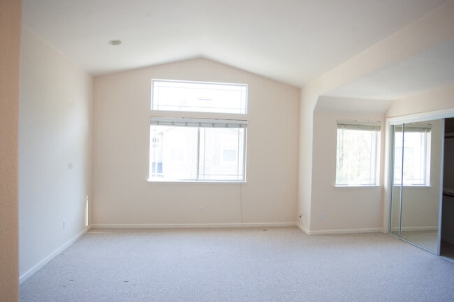 Building Photo - Coming Soon! Conveniently Located Townhome...