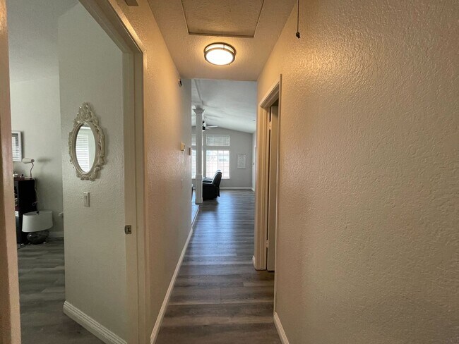Building Photo - Comfortable 3-Bedroom Home in Moreno Valle...