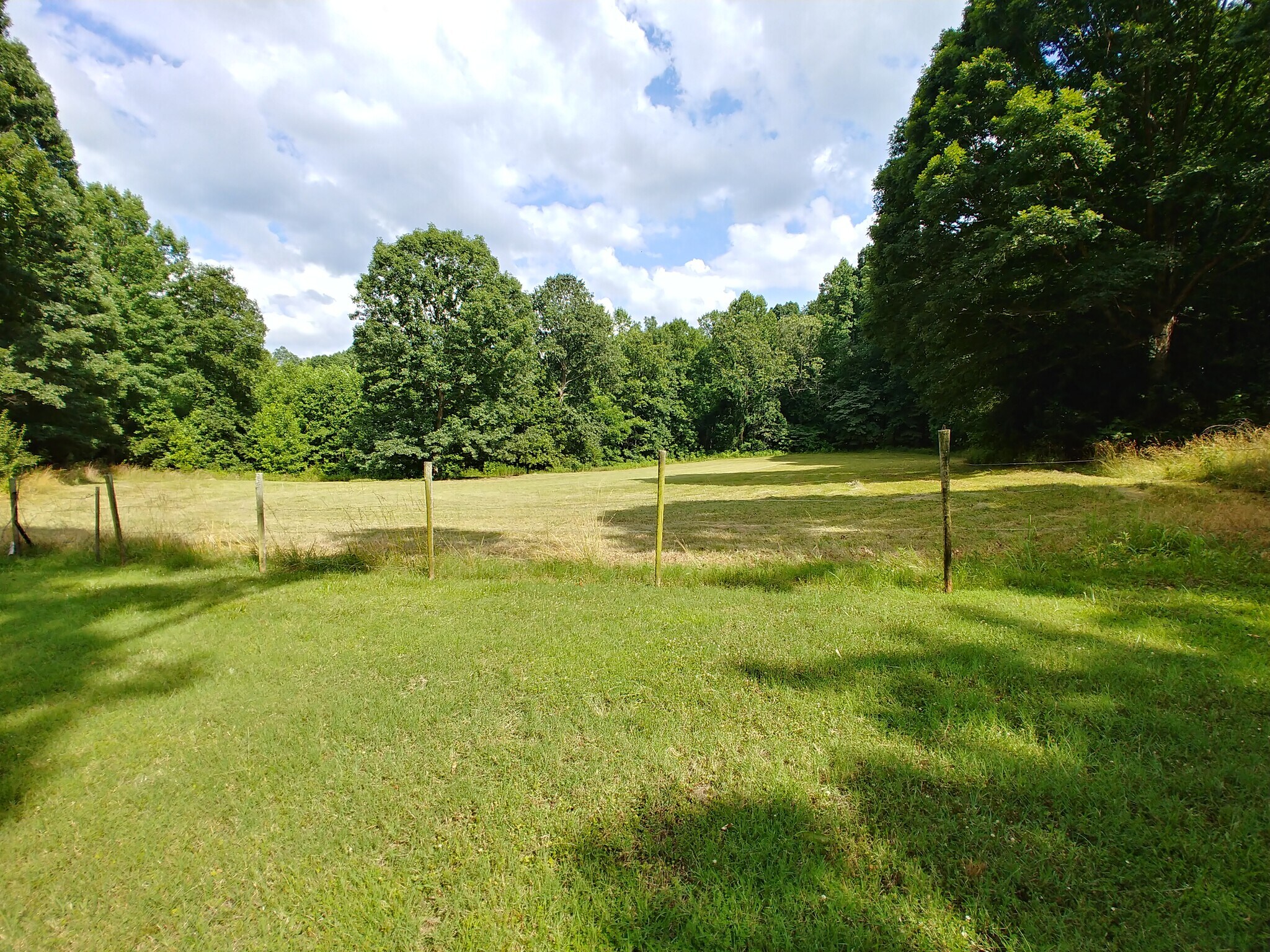 Building Photo - 1444 Simmons St