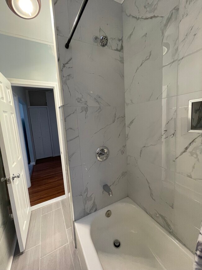 Bathroom - 187 E 91st St