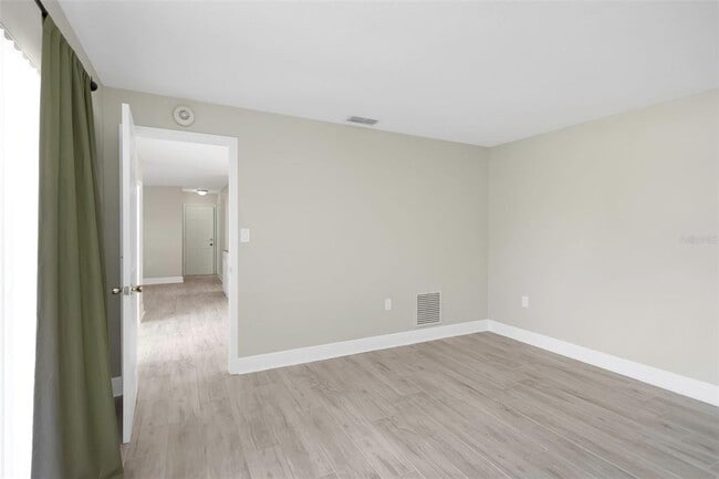 Building Photo - 105 Timberview Dr