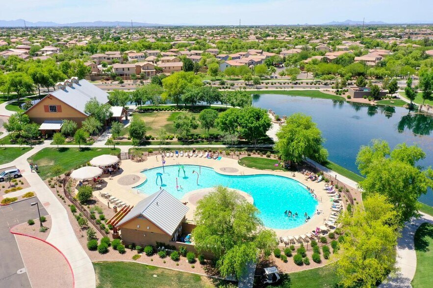 Olumpic Size Pool - 3951 S Splendor Plz