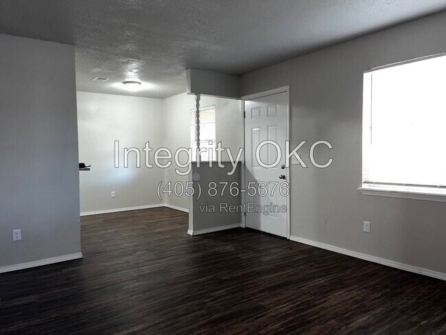 Building Photo - 3316 SE 57th St