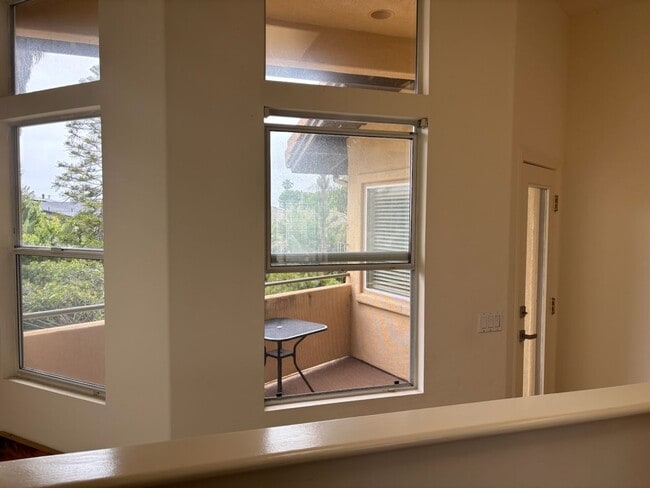 Building Photo - Minutes to Moonlight Beach | Stunning 5 Bedroom Encinitas Home