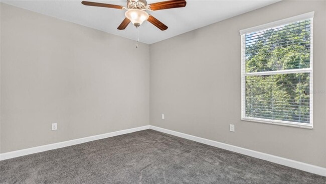 Building Photo - 1695 Ludington Ave