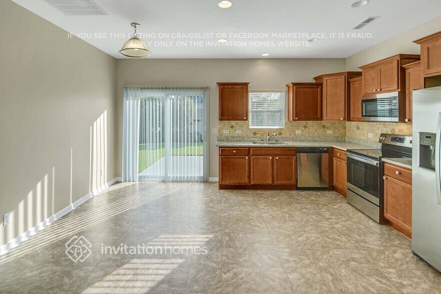 Building Photo - 13737 Porter Creek Rd