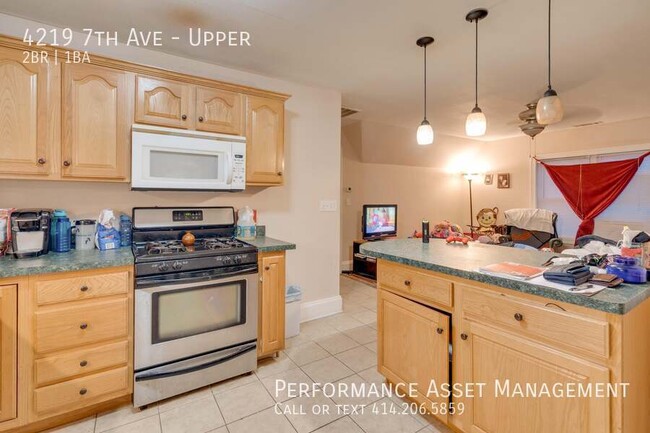 Primary Photo - 4219 7th Ave