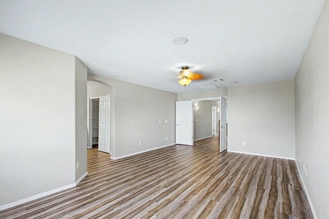 Building Photo - 16317 N 152nd Ave