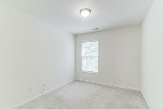 Building Photo - 3361 Marla Blvd NW