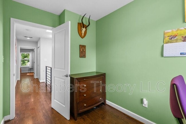 Building Photo - 1275 Oates St NE