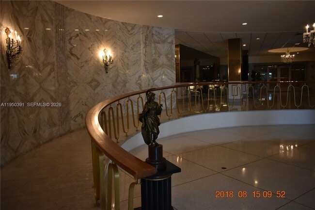 Building Photo - 5255 Collins Ave