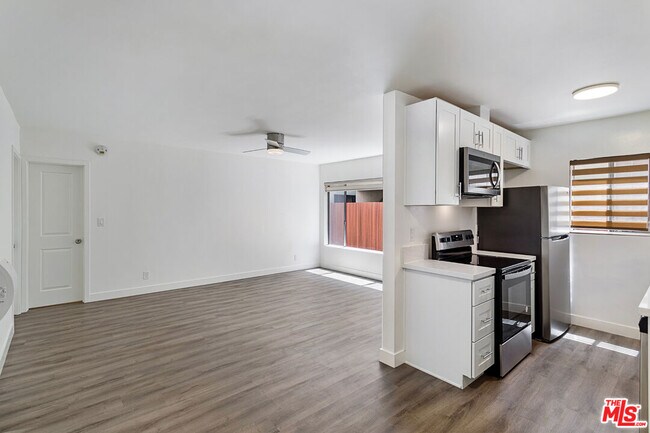 Building Photo - 1625 Franklin St