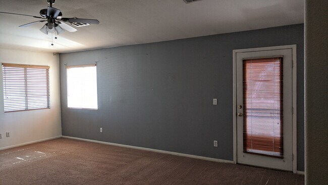 Building Photo - 255 Flirtation Ct