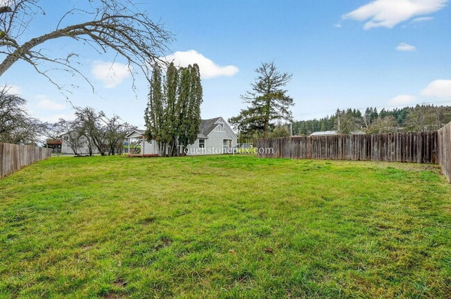 Building Photo - 10022 SE 172nd Ave