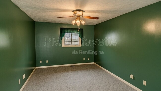 Building Photo - 2513 Oswego Ln