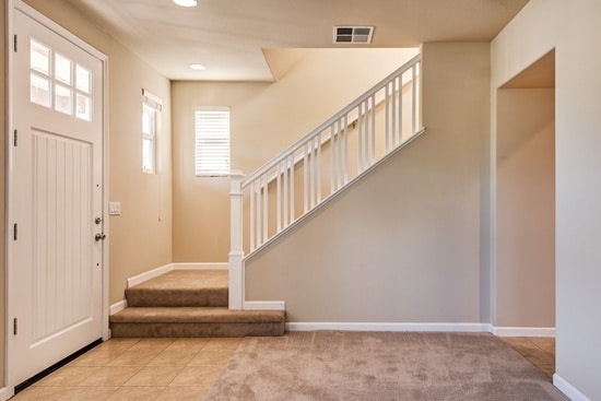 Building Photo - Great neighborhood - Open floorplan!