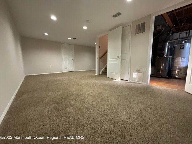 Building Photo - 907 Creamery Ct