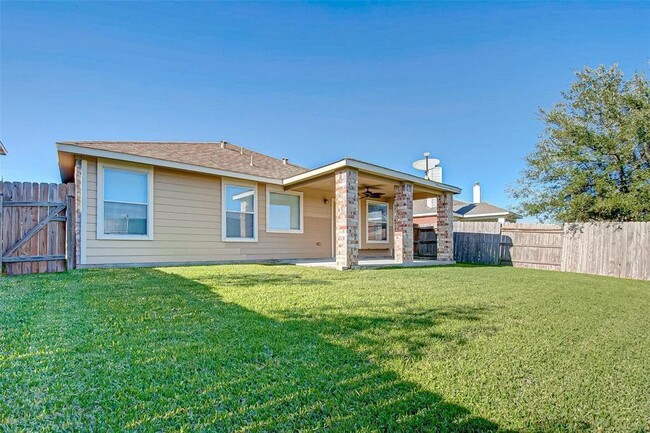 Building Photo - 5518 Gibralter Pl