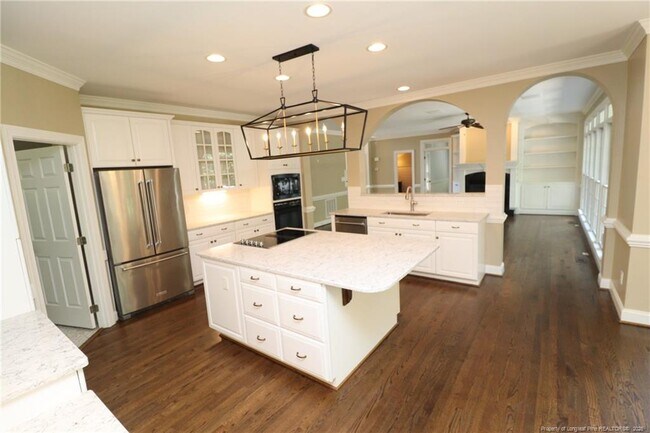 Building Photo - 110 Guymon Ct