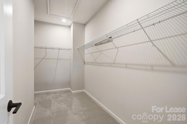 Building Photo - 615 Myrick Aly