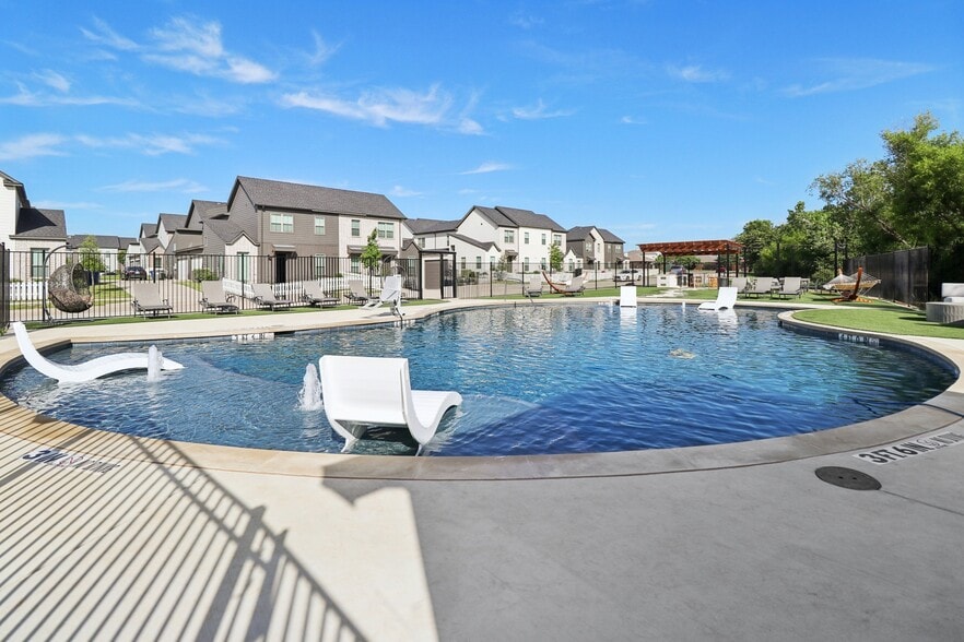 Primary Photo - Townhomes at Princeton Meadows